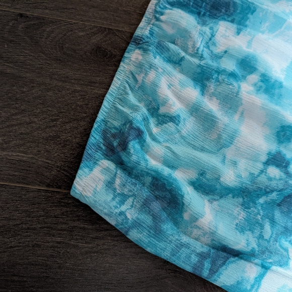 I.N. Studio Woman pull on shirt . Elastic neckline , waist band and sleeves. - Picture 4 of 6